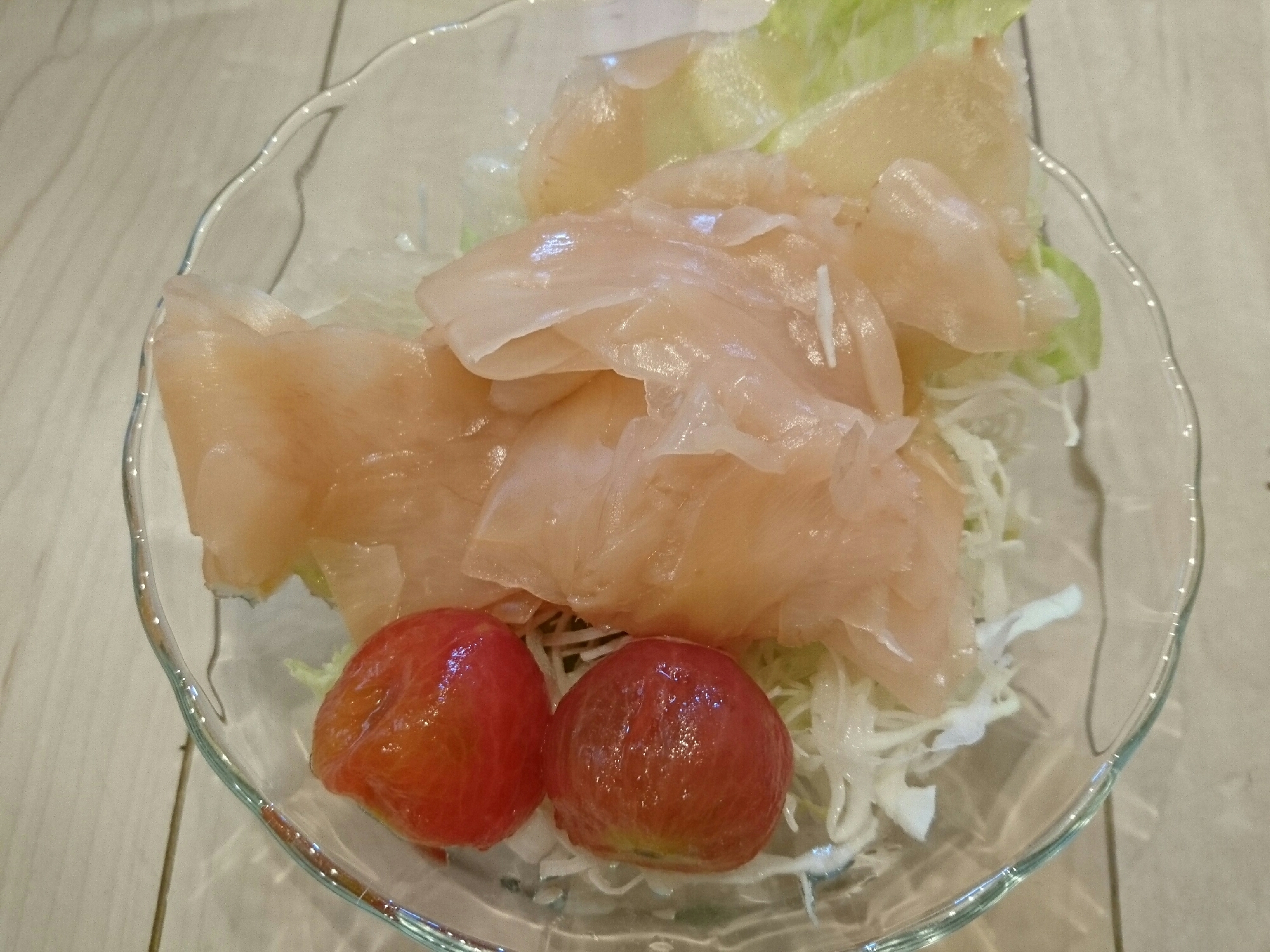 新生姜の甘酢漬けとレタスのさっぱりサラダ