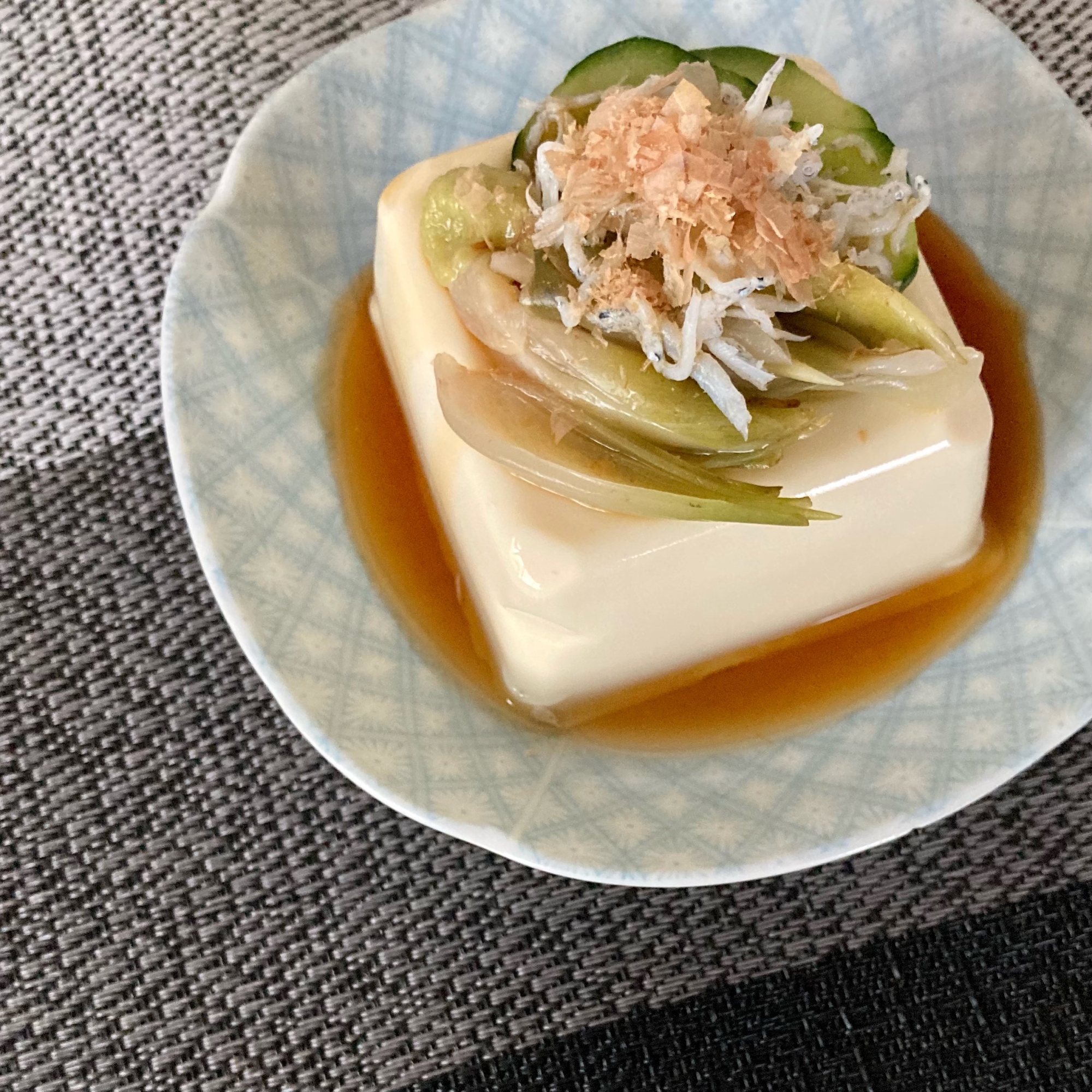 きゅうりとみょうがとしらすの冷奴 レシピ 作り方 By いちねこ 楽天レシピ きゅうりとみょうがとしらすの冷奴 レシピ 作り方 By いちねこ 楽天レシピ