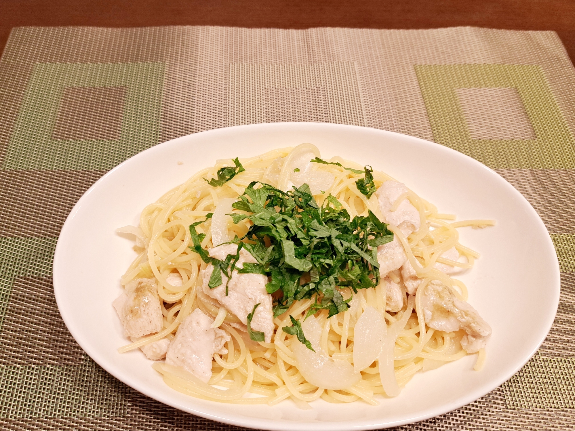 梅こんぶ茶で味付け！鶏むね肉で！簡単パスタ