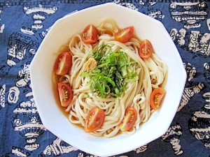 プチトマトとしそのぶっかけうどん