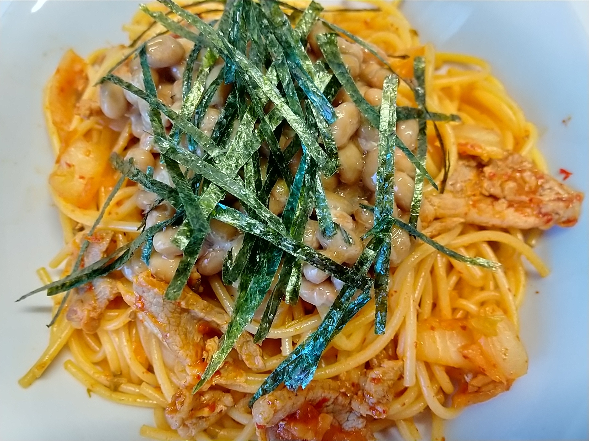 納豆と豚キムチのパスタ