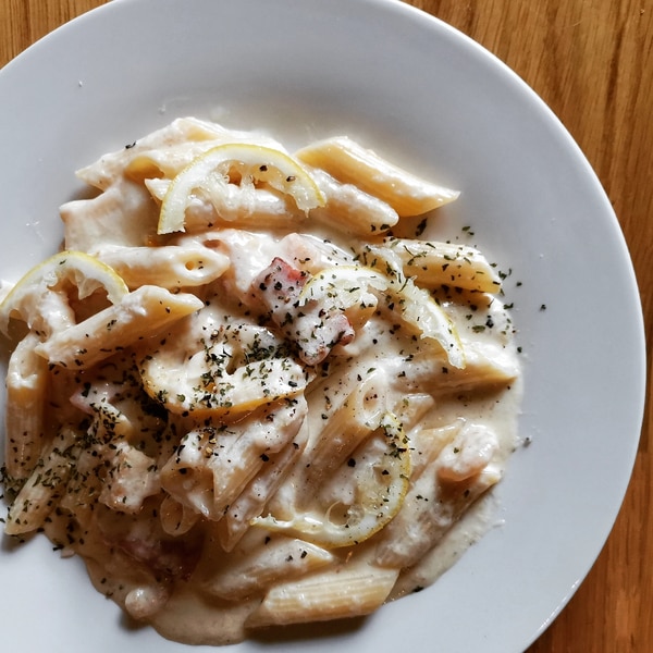 レモンでさっぱり ベーコンとチーズのクリームパスタ レシピ 作り方 By カズパパ おつまみサラダときどき娘 楽天レシピ レモンでさっぱり ベーコンとチーズのクリームパスタ レシピ 作り方 By カズパパ おつまみサラダときどき娘 楽天レシピ