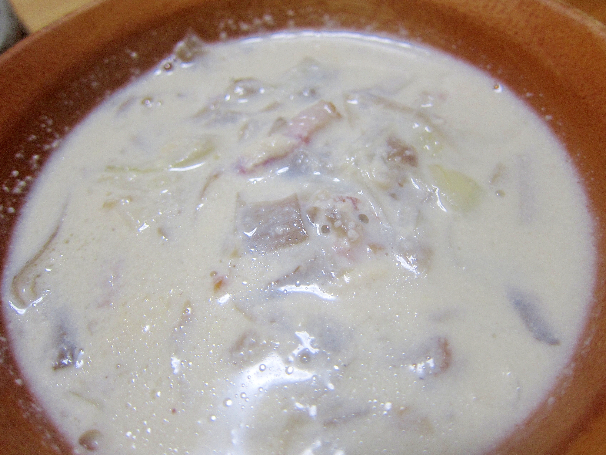 ベーコンと玉葱とささがき牛蒡豆乳スープ