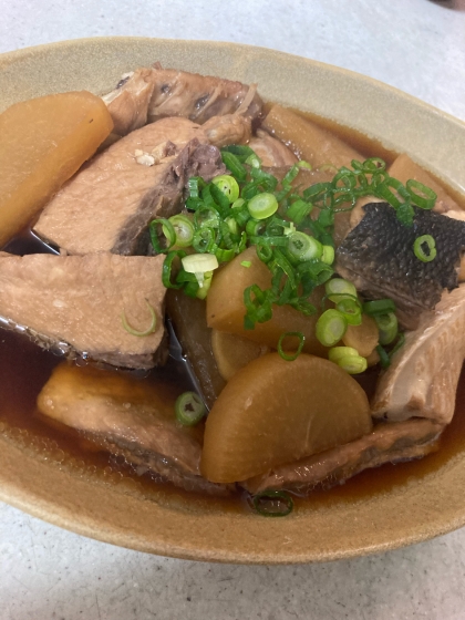 定番和食♡電気圧力鍋にお任せ♡味しみしみ♡ぶり大根