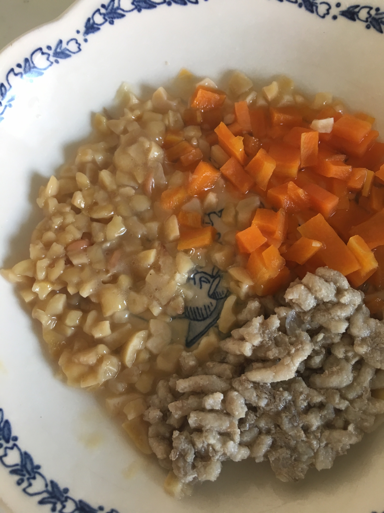 ⁑離乳食カミカミ期⁑納豆とひき肉のにんじん和え