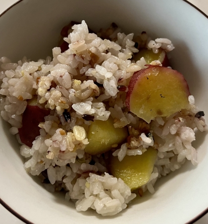 炊飯器で玄米のさつまいもご飯