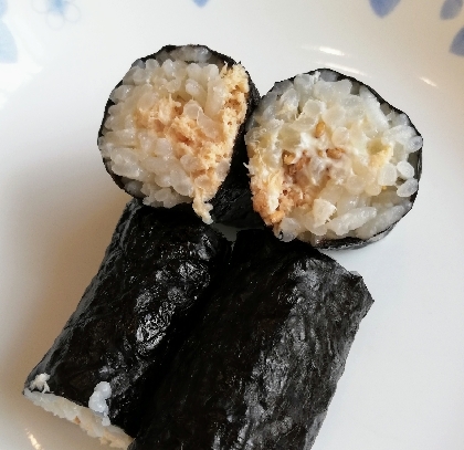 今日のお昼にいただきました♪
娘も美味し！と喜んでいました。
そしてパタパタと大きな公園へ行ってきました。
こちらはもうすっかり葉桜です(⑅•ᴗ•⑅)