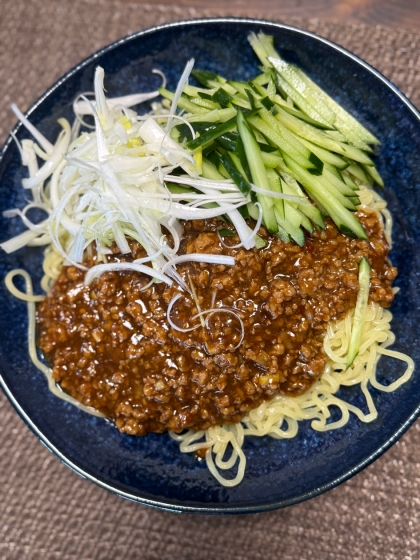 お子様向けのお味♫ウチのジャージャー麺