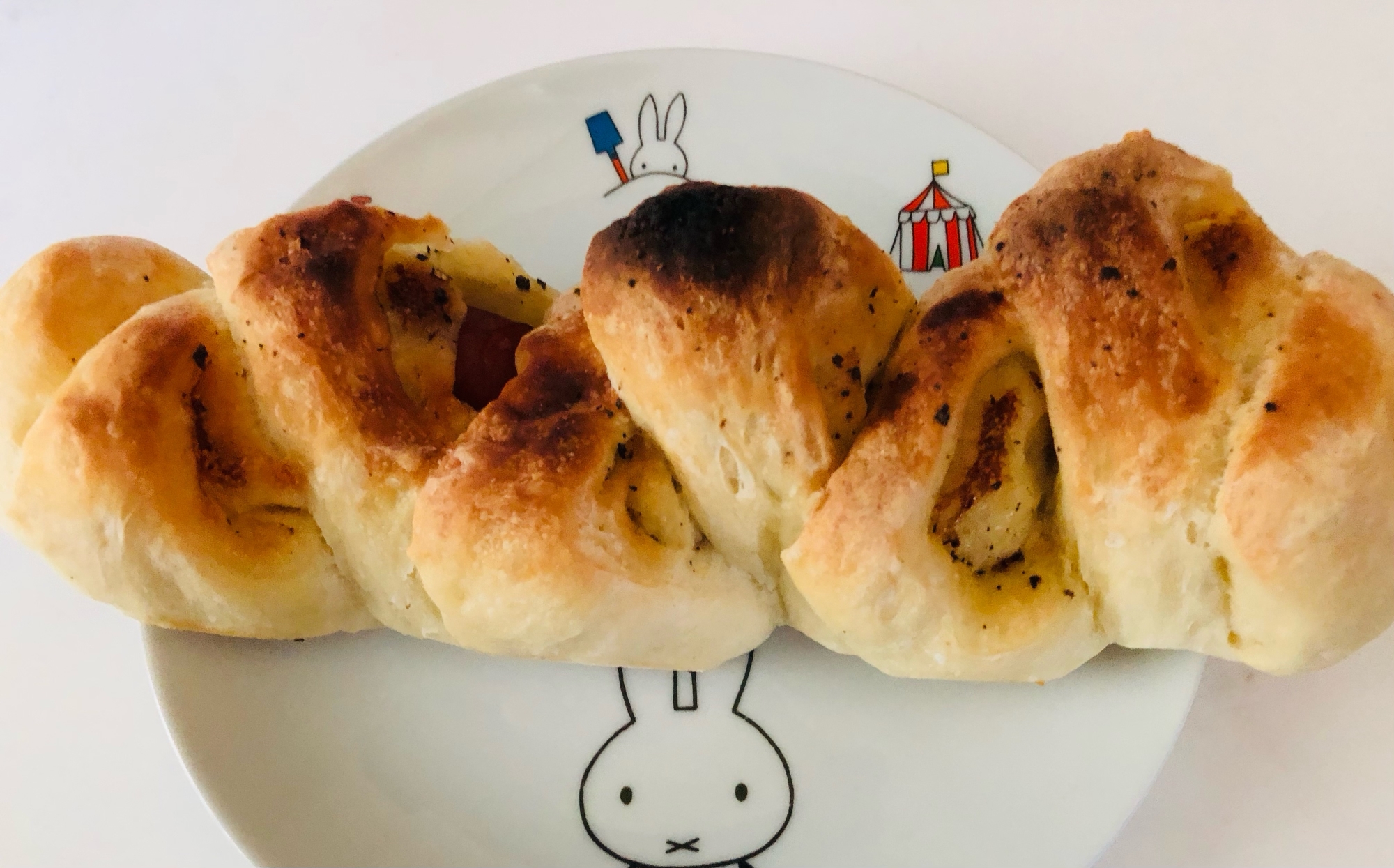 チーズ入り♡ウインナーエピ