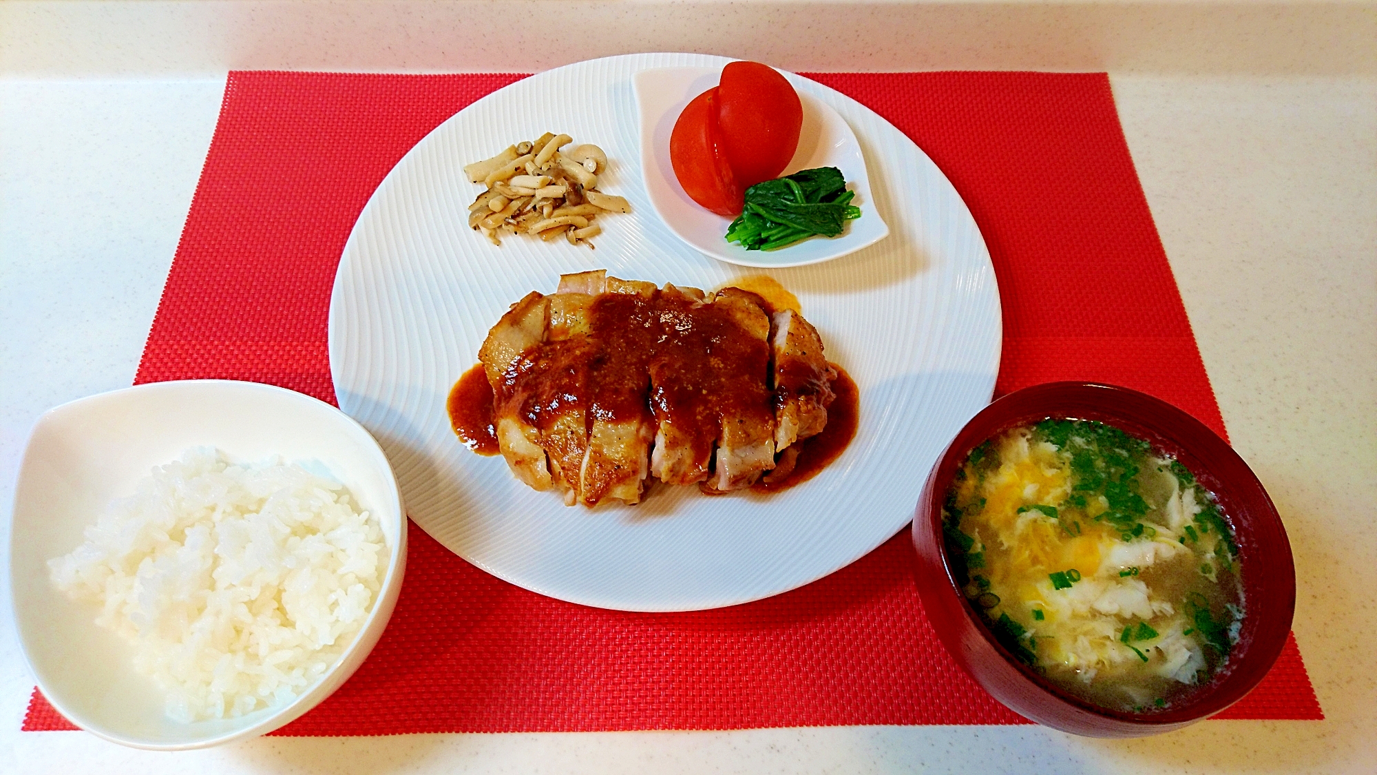 定食メニュー１：チキンのケチャップ煮込み定食