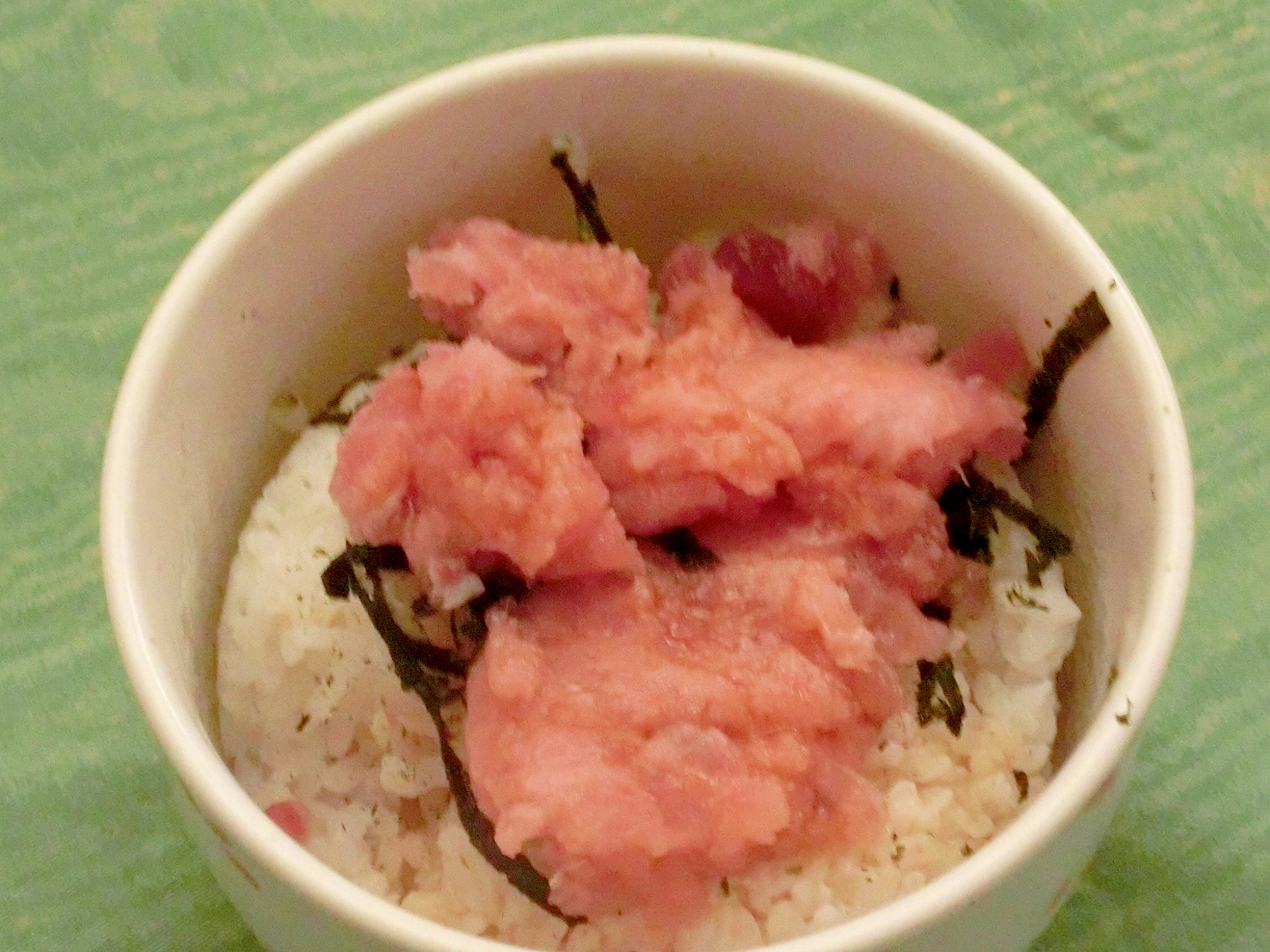 マグロのたたき丼