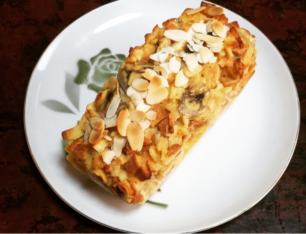 食パンの耳で！簡単！バナナケーキ