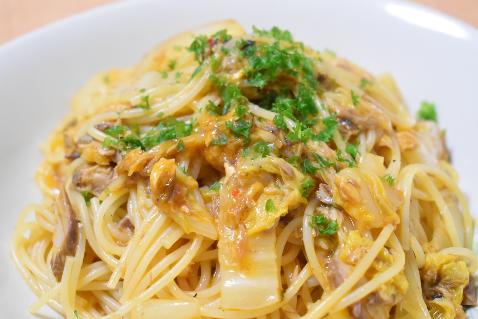 白菜と鯖缶のトマト風味パスタ