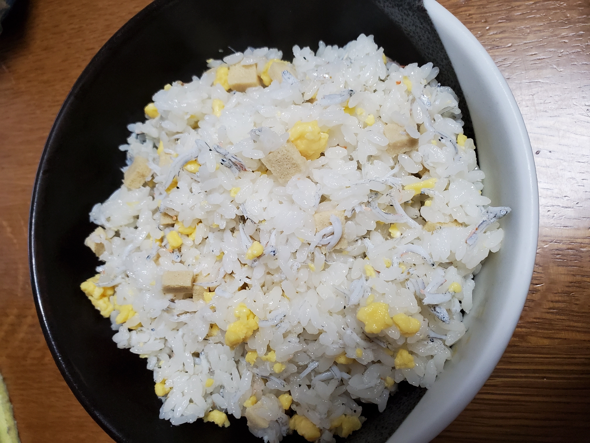 高野豆腐としらすと炒り卵の混ぜご飯