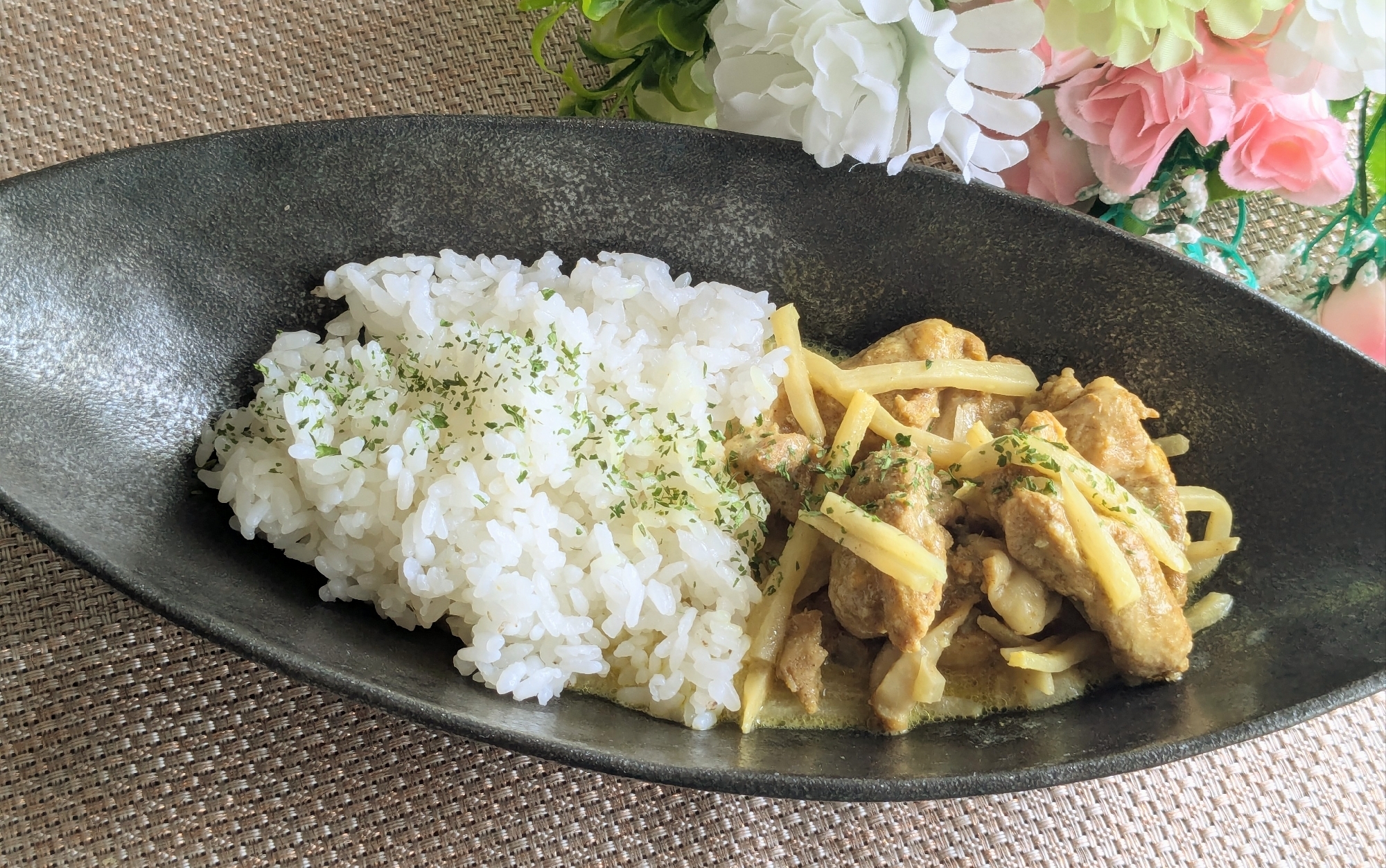 鶏もも肉とたけのこで♡〜ココナッツカレー〜