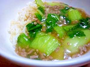 とろっと美味しい♪チンゲン菜と挽肉の中華あんかけ丼