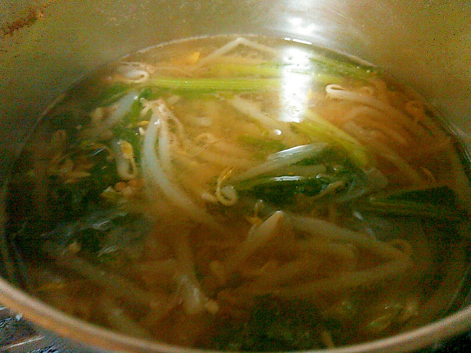 小松菜モヤシの味噌汁
