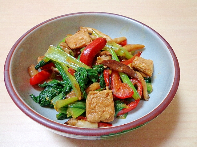 冷凍豆腐で♪小松菜キノコ豆腐味噌炒め♪