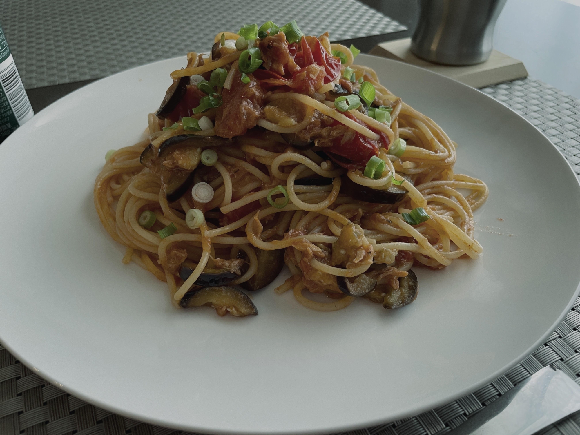 映え！なすとツナとトマトのパスタ！