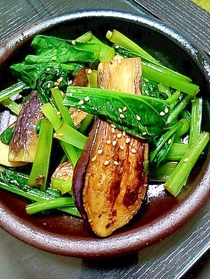 ナスと小松菜の炒め物