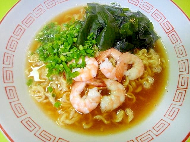 海老ワカメラーメン