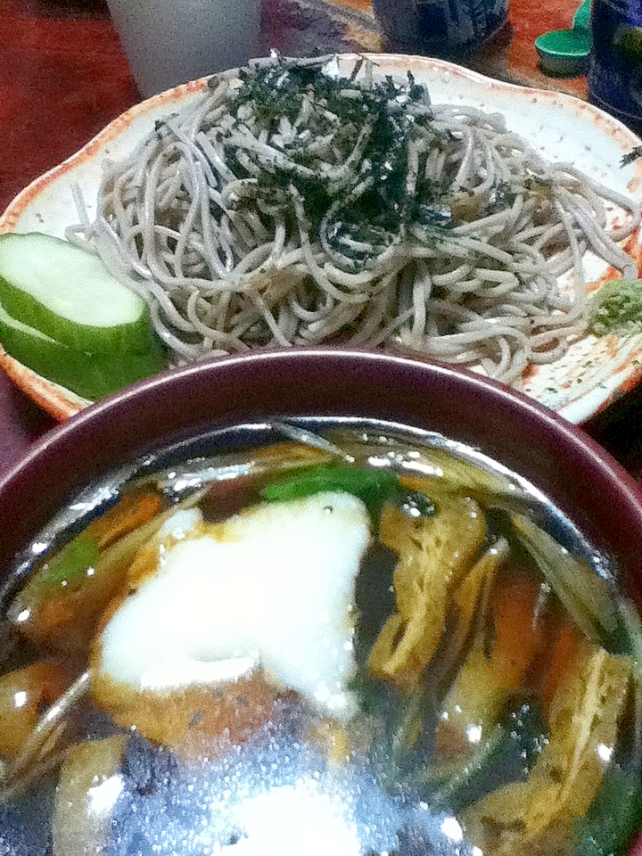 鶏と揚げのトロロそば☆ムチンで腸内環境向上メニュー