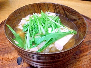 豚こまで作る☆おかずになる☆平茸の食べる味噌汁