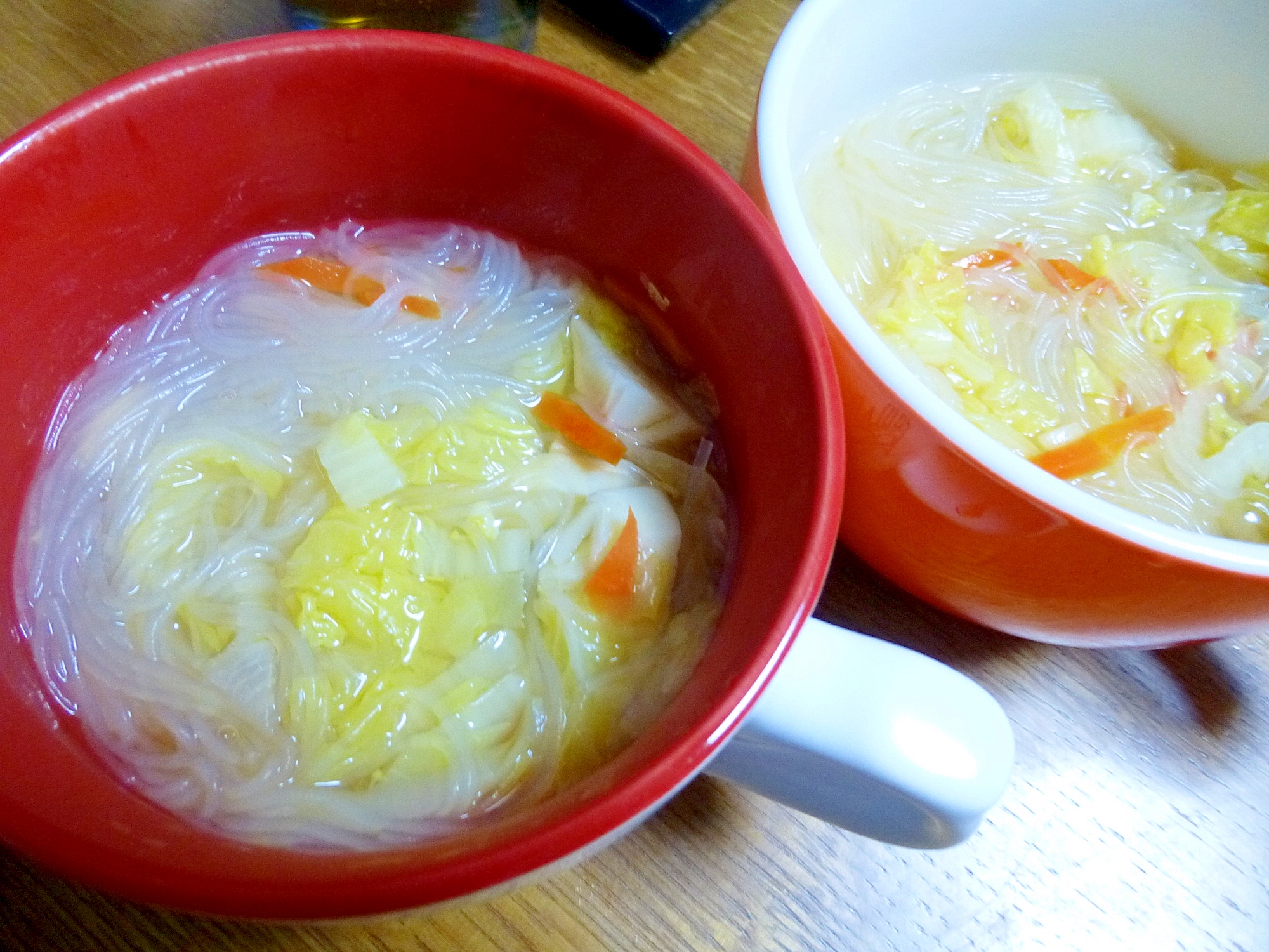 白菜と竹の子の春雨スープ