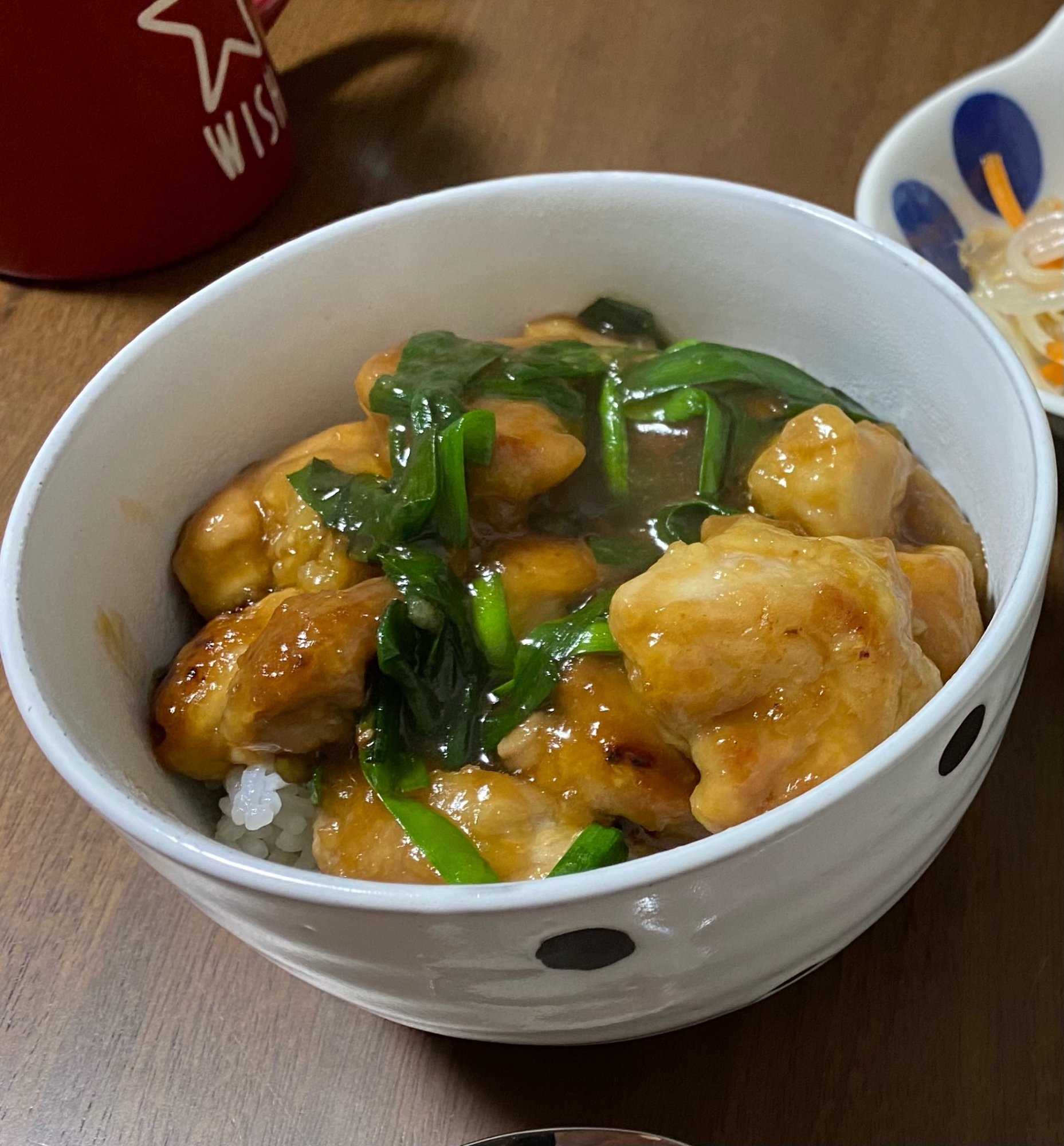 給食で大人気!トリニータ丼