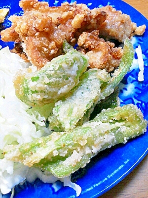 簡単 ピーマンの唐揚げ 鶏の唐揚げと一緒に レシピ 作り方 By Fukauzuki 楽天レシピ