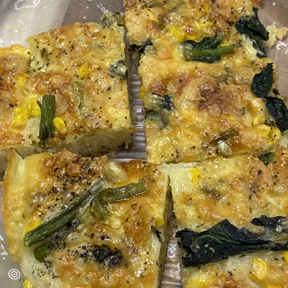 じゃがいもとベーコン＆チーズのフォカッチャ