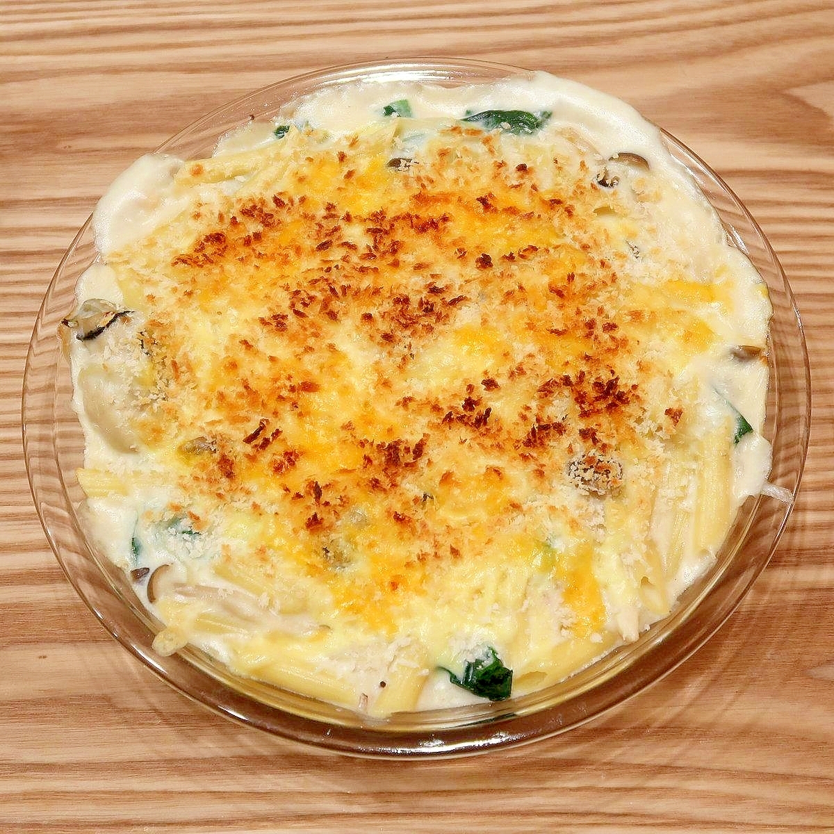 牡蠣とほうれん草のペンネ・グラタン