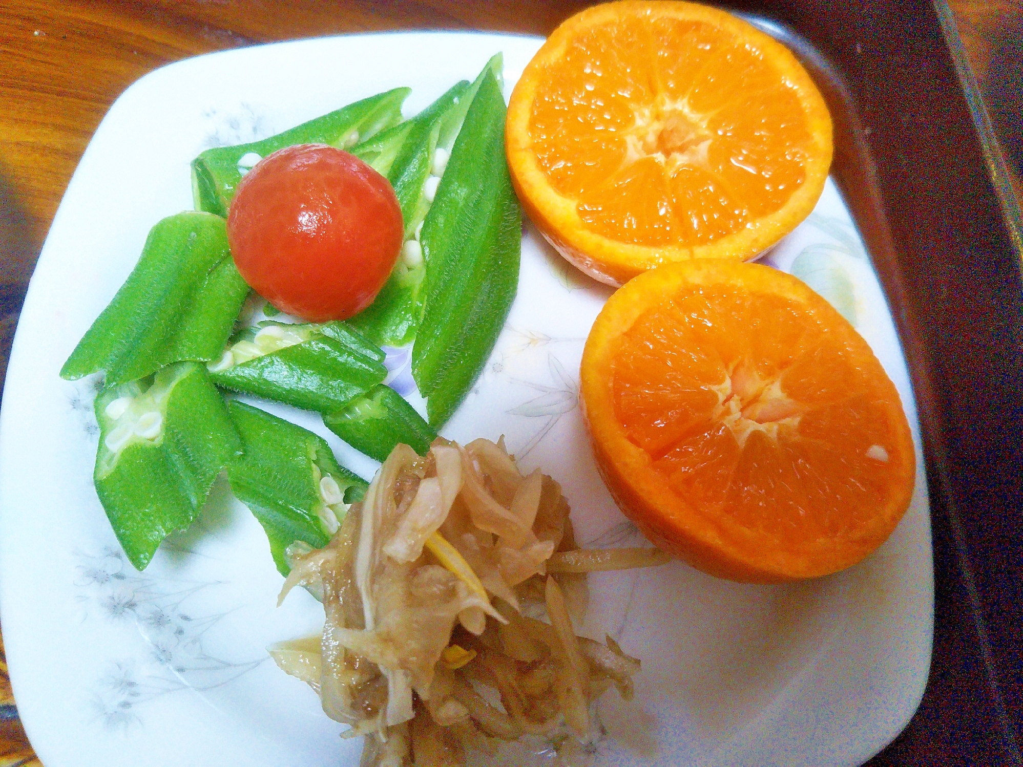 おくら玉ねぎオレンジのサラダ