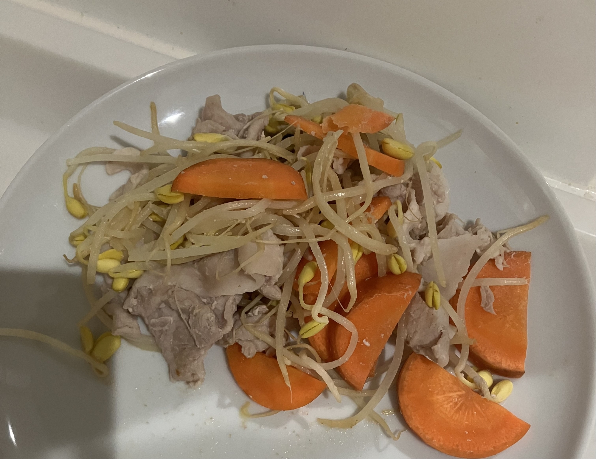 あっさり中華風の豆もやし炒め