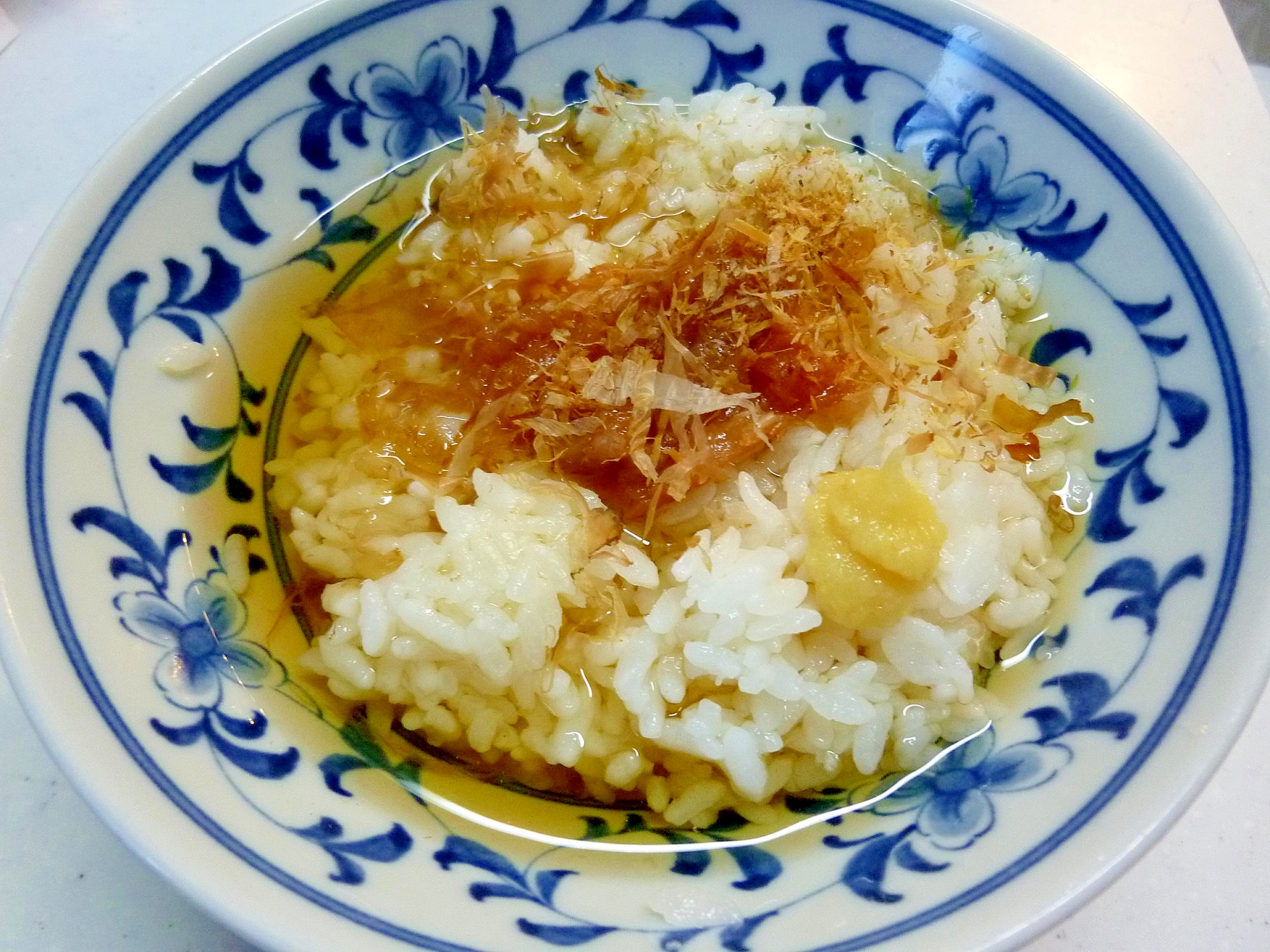 ☆ぱぱっと朝ごはん♪　ほうじ茶茶漬け☆