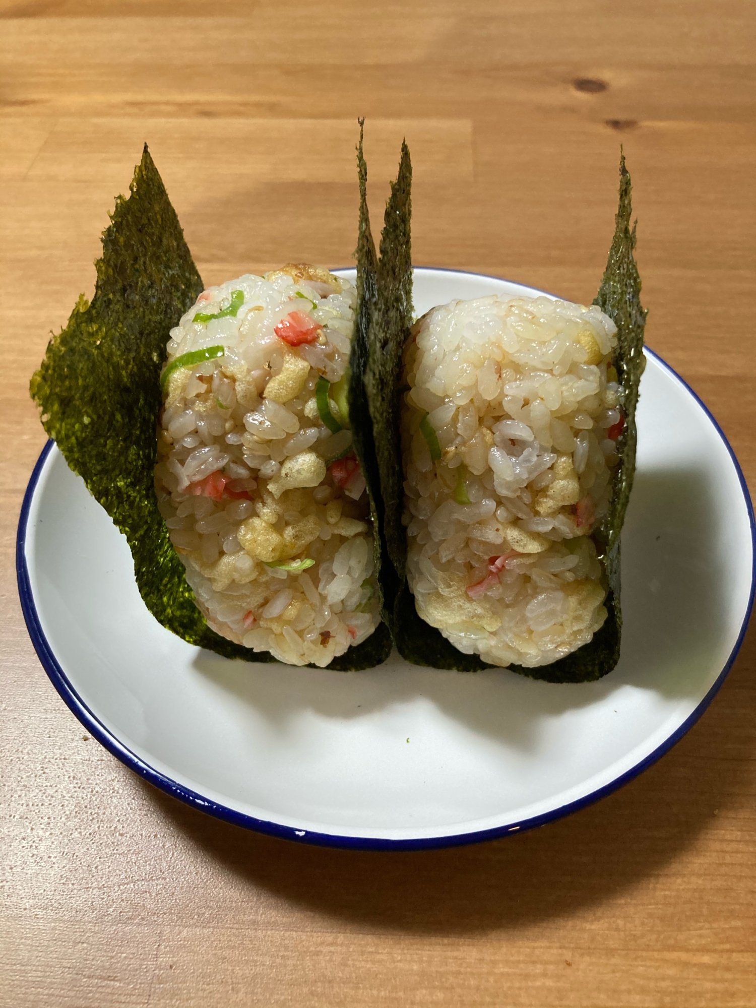 カニカマ天かすオニギリ(悪魔のおにぎりだね)