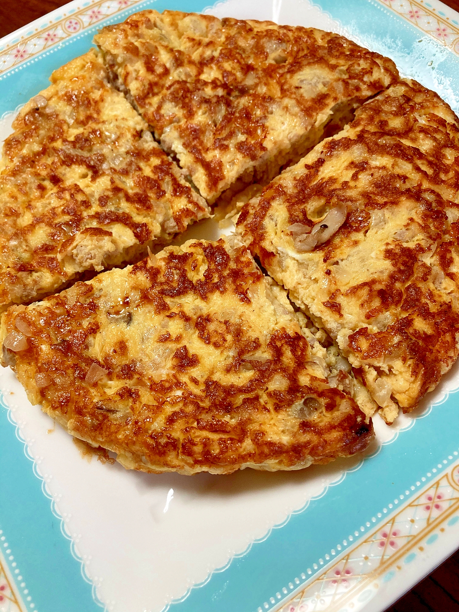 豚ひき肉・しめじ・玉ねぎのスパニッシュオムレツ