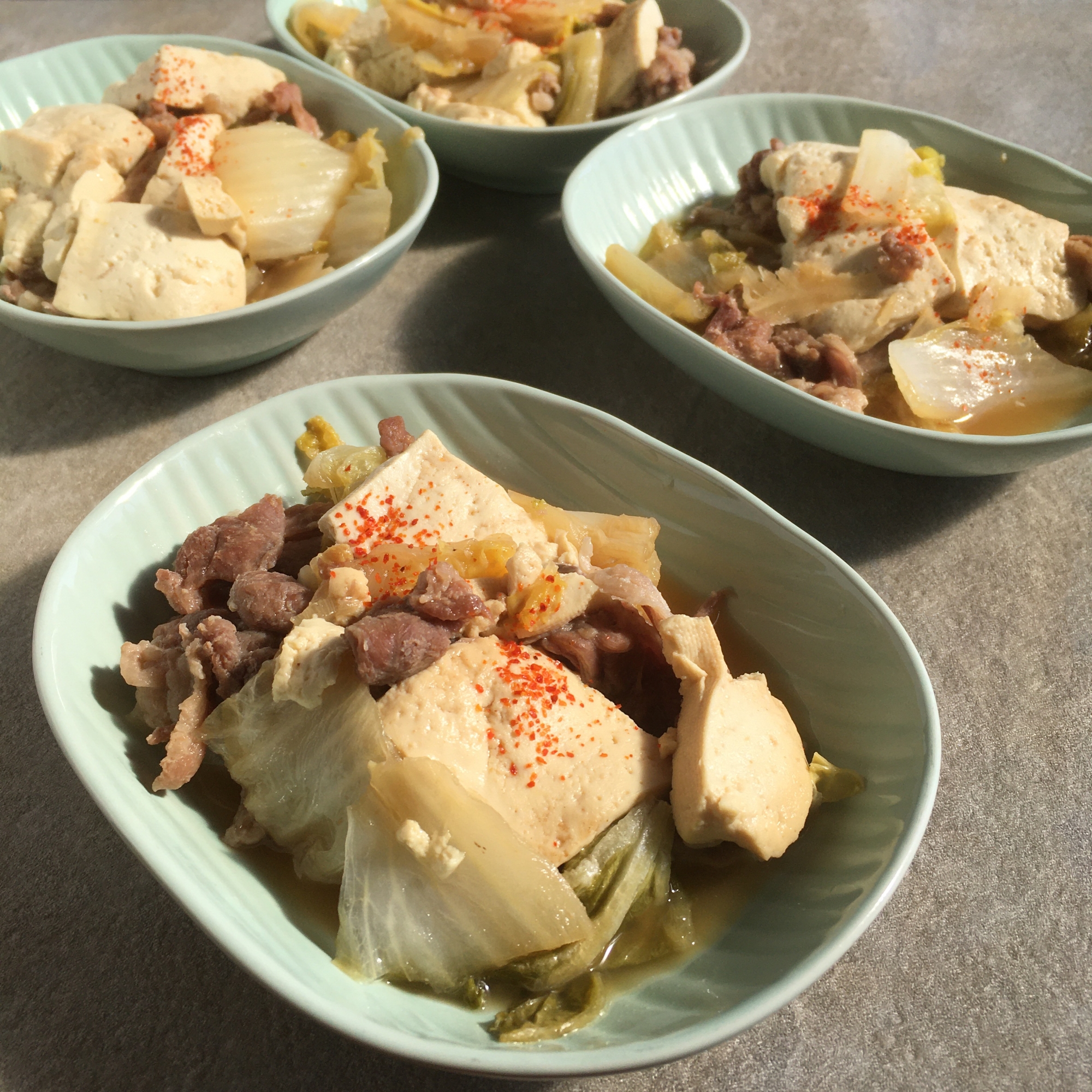 白菜と豆腐と豚肉の蒸し煮♪