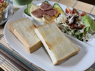 魚焼きグリルでトースト