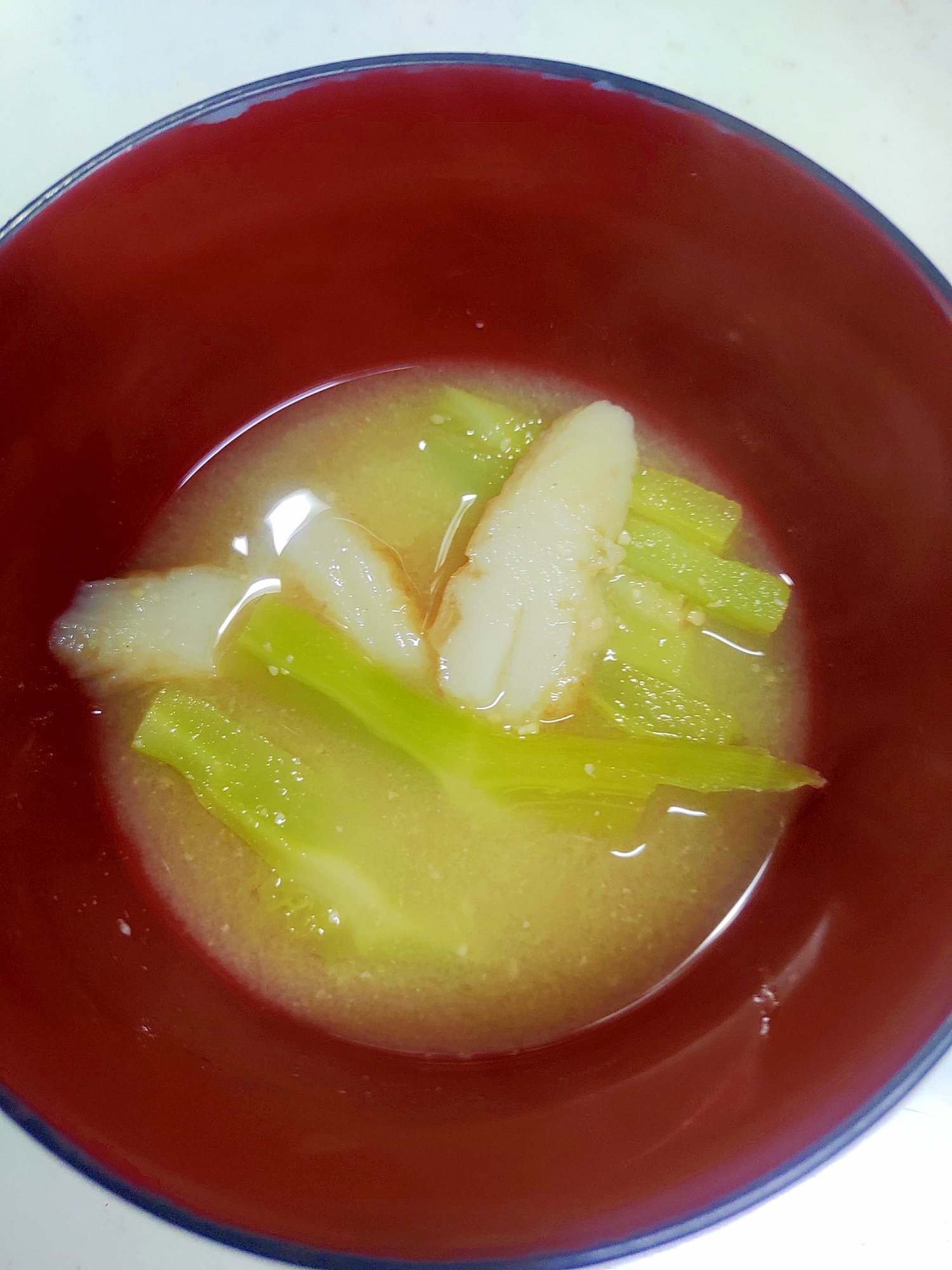 ブロッコリーの茎とささかまの味噌汁