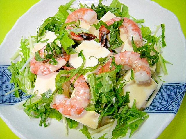 豆腐とエビ水菜のサラダ