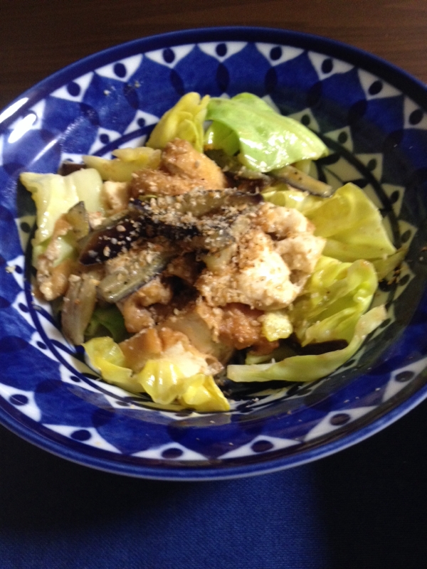 キャベツと鶏肉の炒めもの