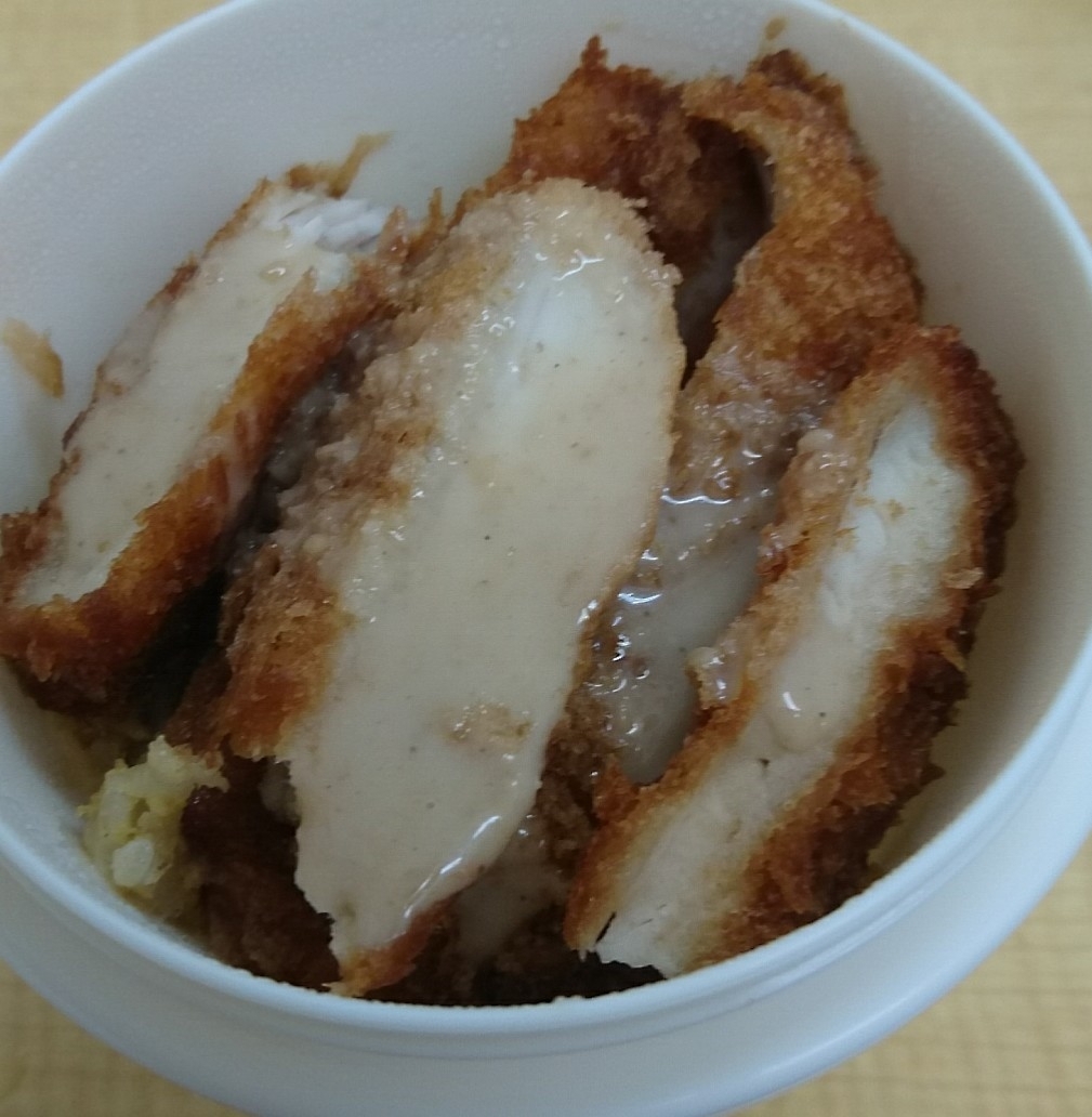 お弁当用♪ドレッシングでたべるカツ丼