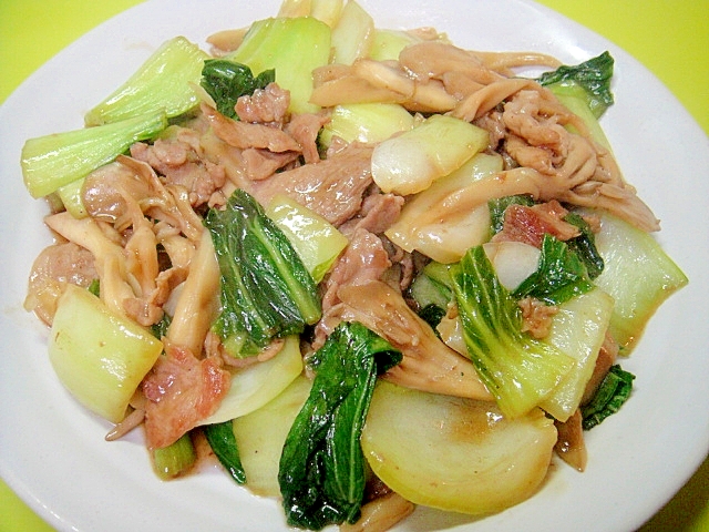 チンゲン菜と豚肉まいたけの焼肉のタレ炒め レシピ 作り方 By Mint74 楽天レシピ