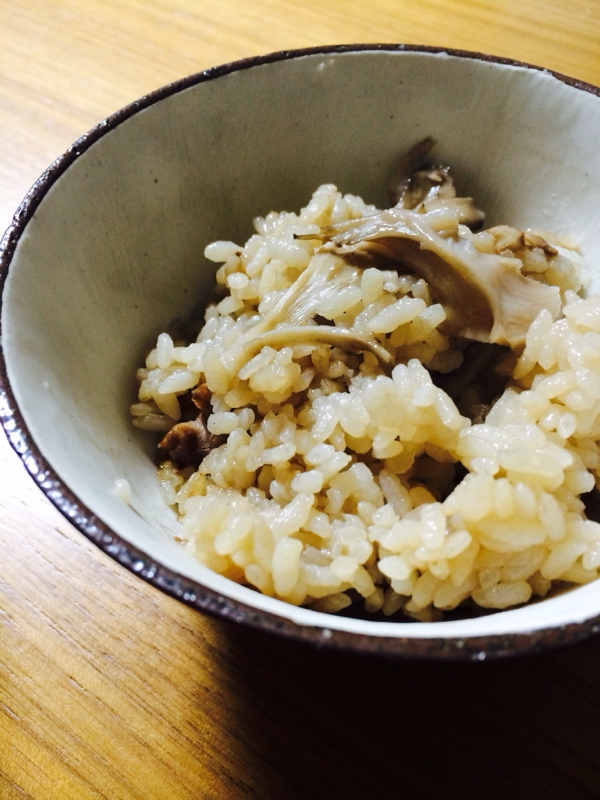 簡単うまい☆舞茸とクルミの炊き込みご飯^_^