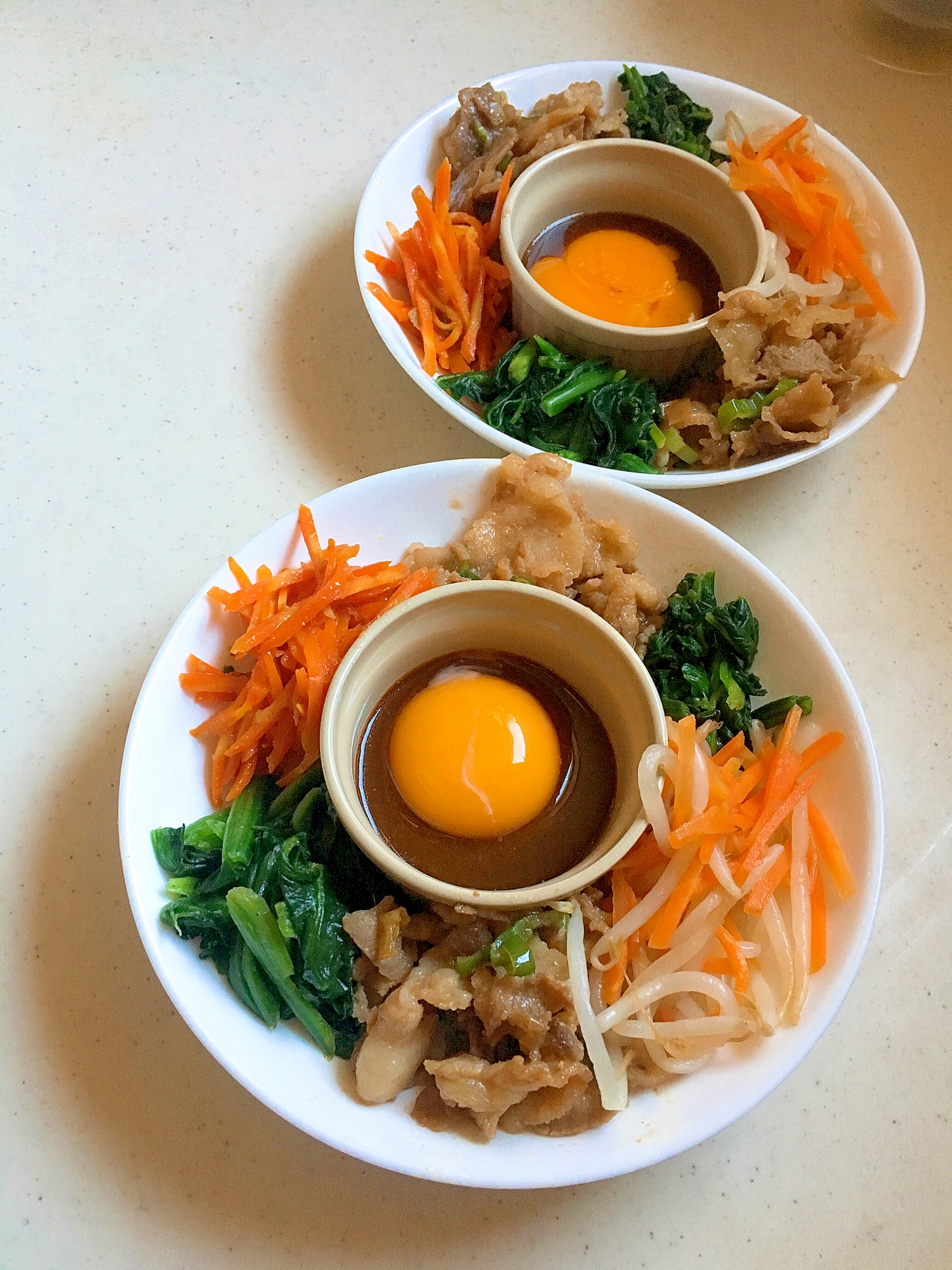 夏休みのお昼に ビビンバ丼の具　あとは乗せるだけ