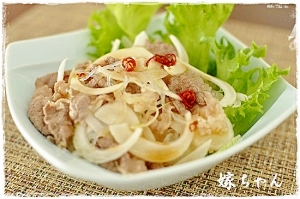 ピリ辛で少しエスニックな・・・牛肉と春雨のサラダ♪