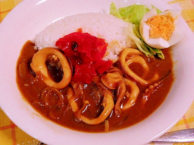 今でしょう作るのは。イカのカレーライス