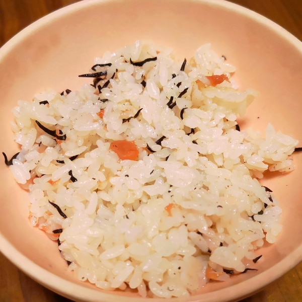 夏におすすめ さっぱり梅ひじきご飯 レシピ 作り方 By Naonao708 楽天レシピ 夏におすすめ さっぱり梅ひじきご飯 レシピ 作り方 By Naonao708 楽天レシピ