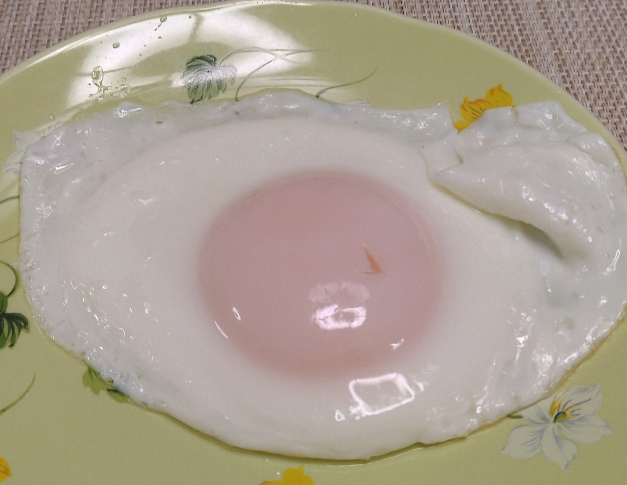 【卵】加熱時間を変えて黄身の固さ色々『目玉焼き』